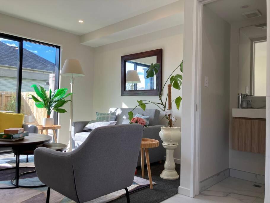 2-Bedroom Ensuite, Close To City, Comfortable, Accessible With Own Parking Christchurch Exterior foto